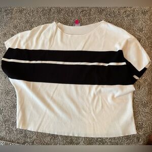 Vince Camuto Wide Cropped Top